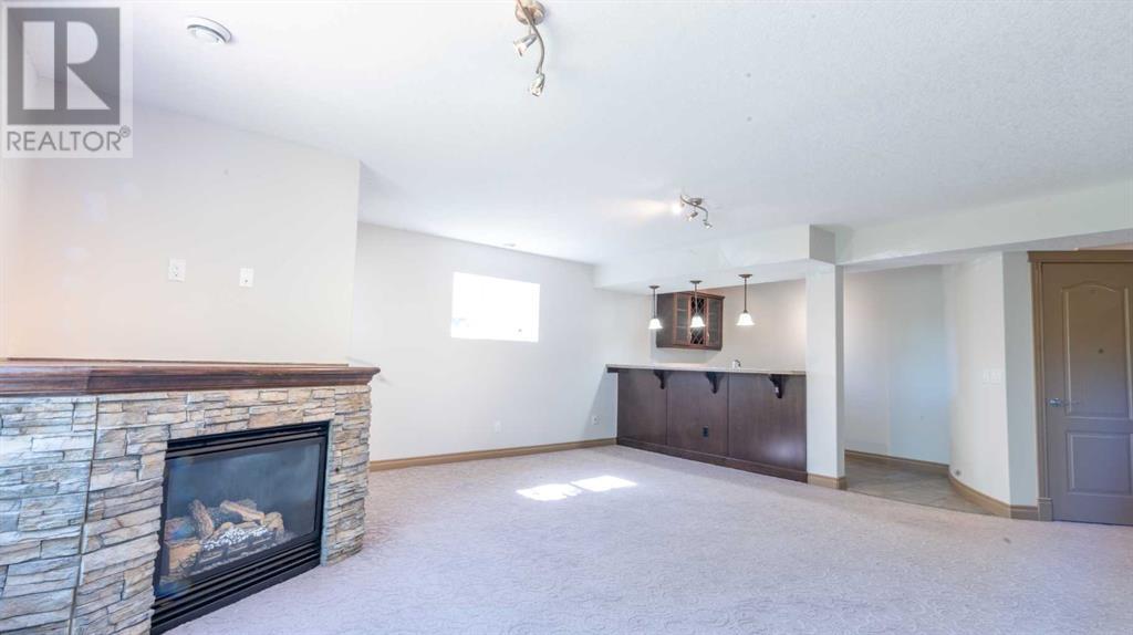 Single Family House for Sale in  Sherwood Rise NW Sherwood Calgary 