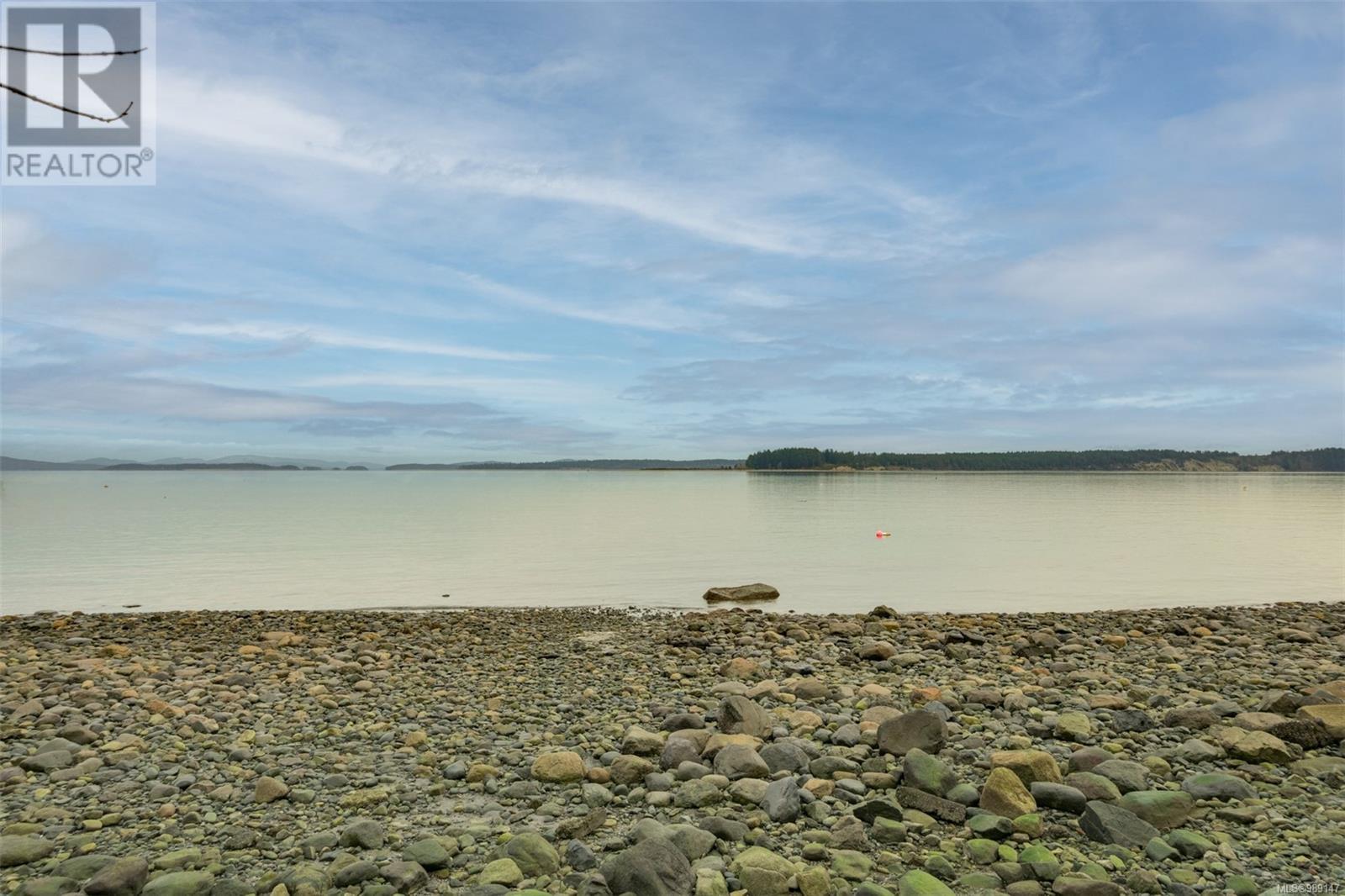  8441 Lochside Drive, Central Saanich