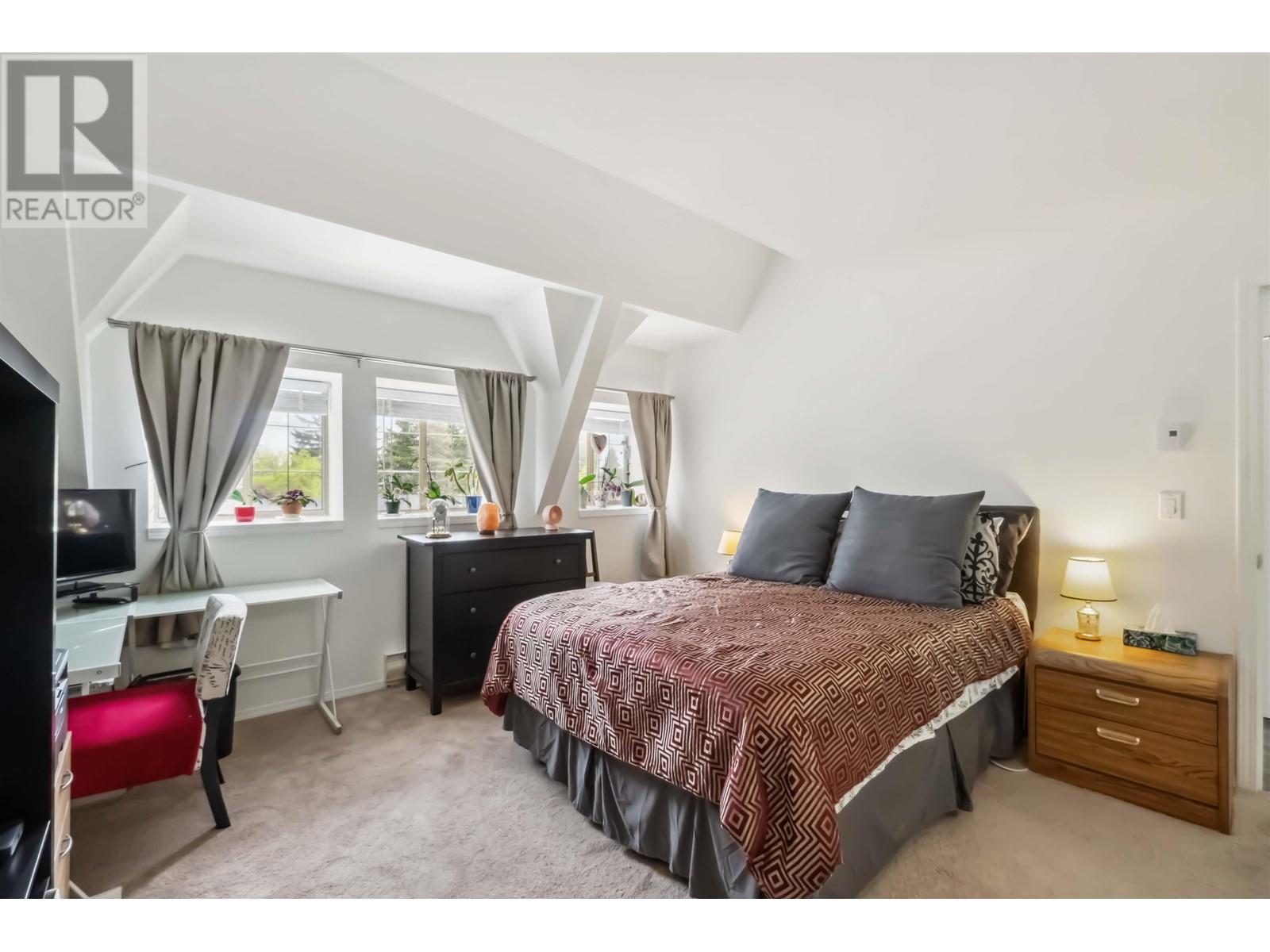 311 19241 FORD ROAD, Pitt Meadows real estate listing R3003943