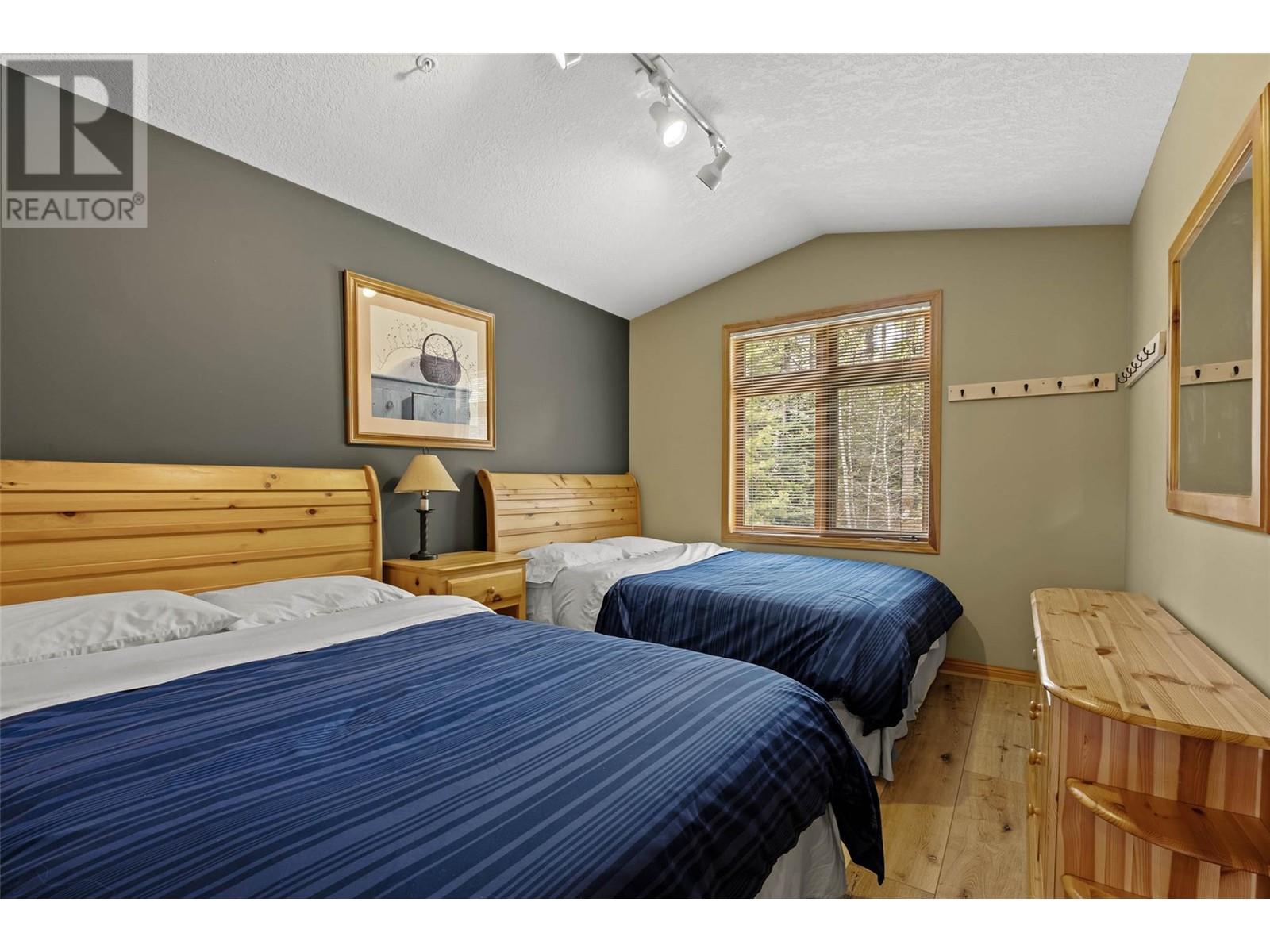 3320 Village Place Unit# 14, Sun Peaks