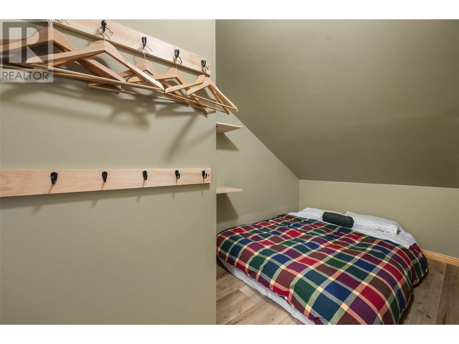 3320 Village Place Unit# 14, Sun Peaks