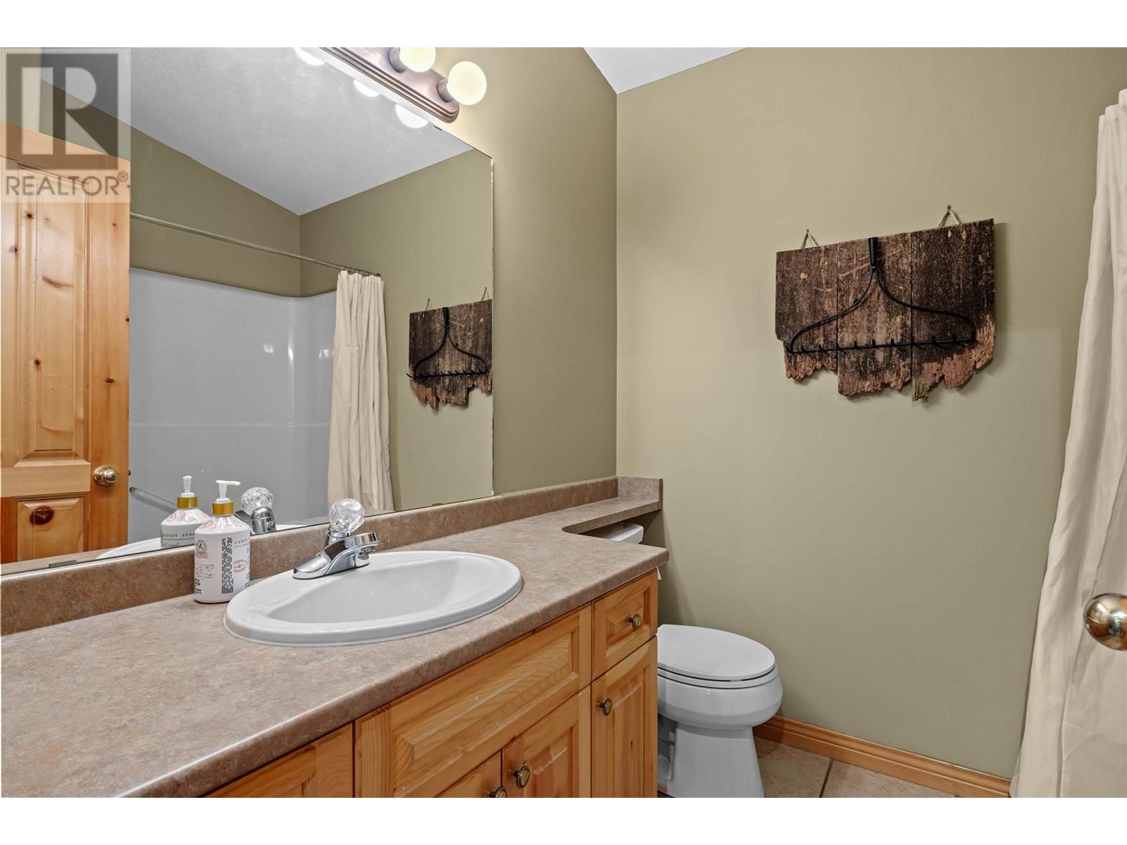3320 Village Place Unit# 14, Sun Peaks