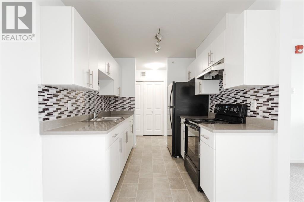 Photo 6 of 1328 201 Abasand Drive, Fort Mcmurray AB
