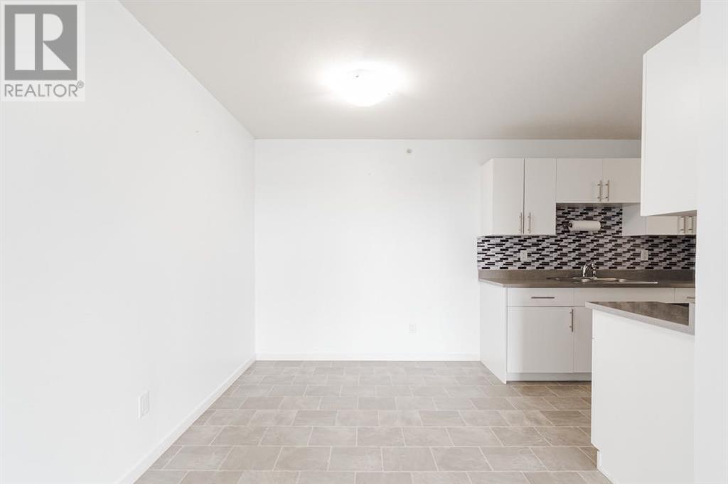 Photo 11 of 1328 201 Abasand Drive, Fort Mcmurray AB