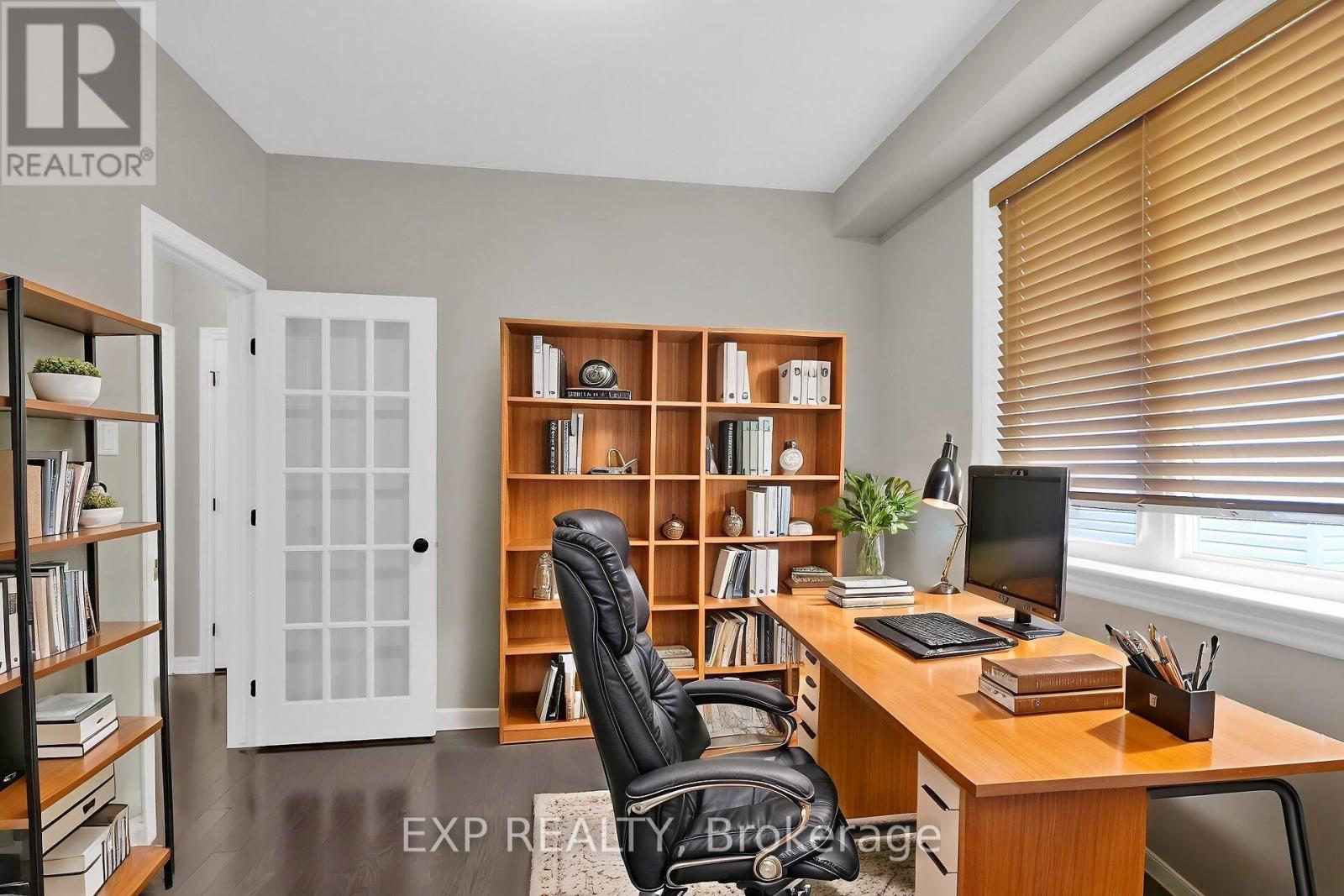 Photo 20 of 132 Gracewood Crescent, Ottawa ON