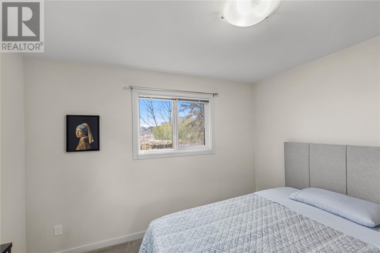 202 1944 Riverside Lane, Courtenay