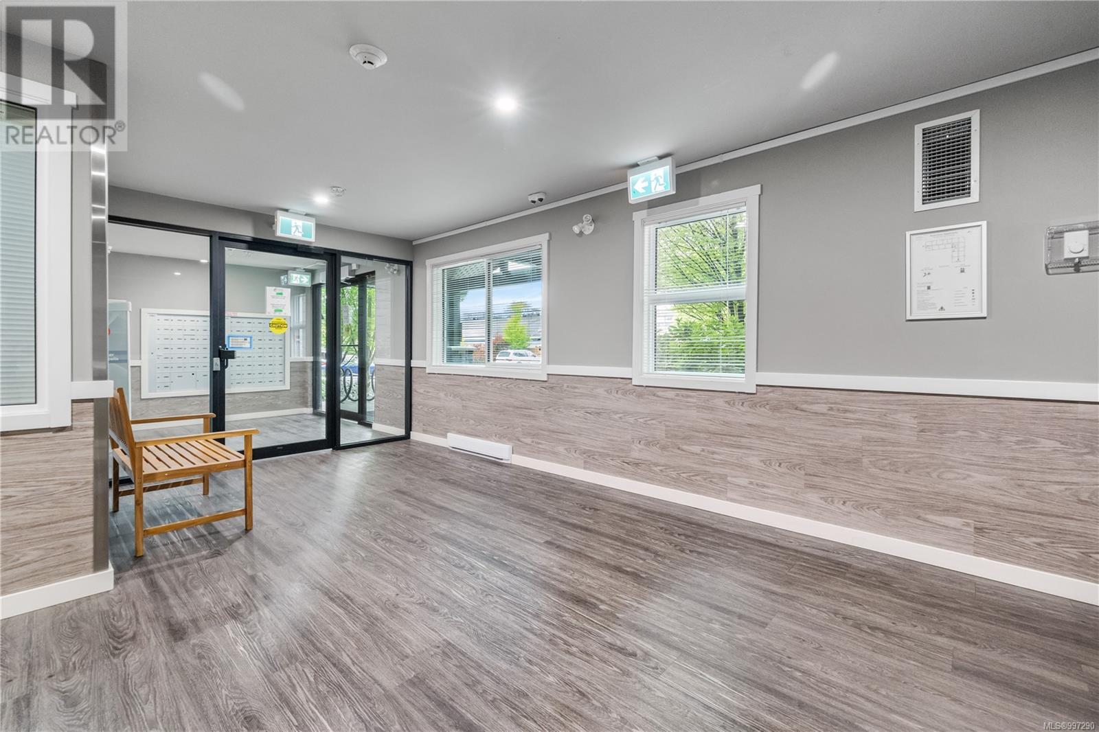 202 1944 Riverside Lane, Courtenay