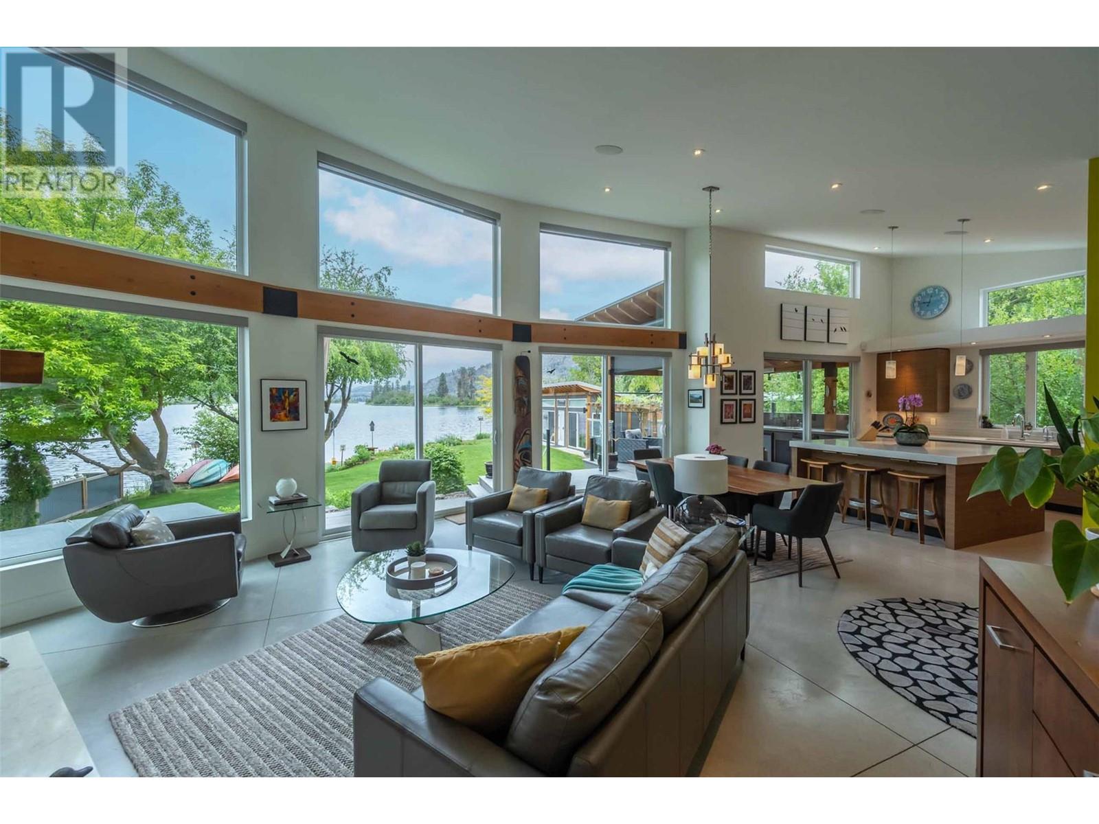  252 Sundial Road, Oliver