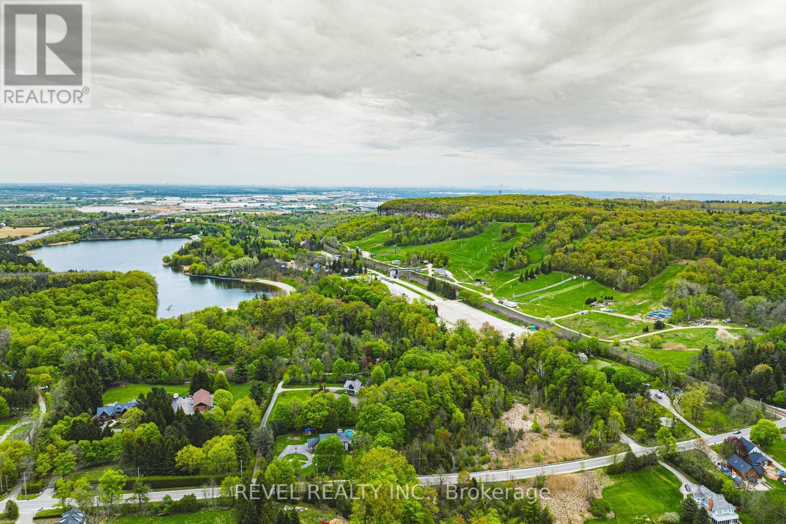 Photo 44 of 8546 Appleby Line, Milton ON