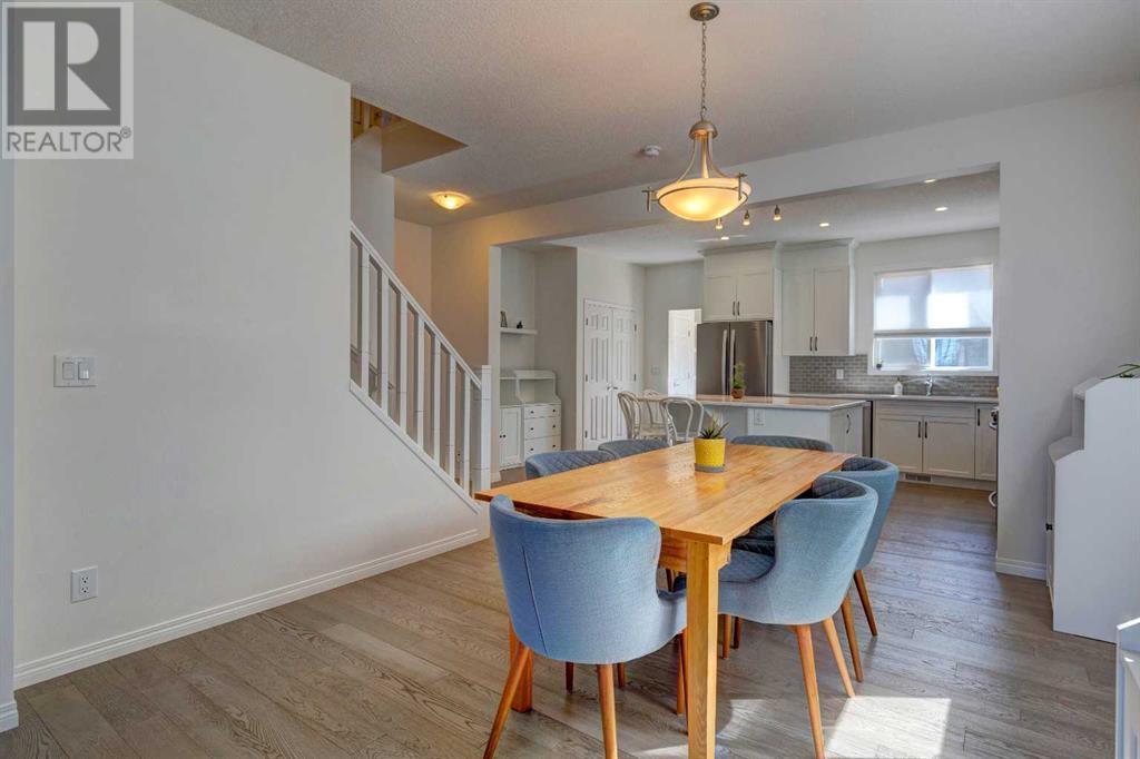 Single Family House for Sale in  Yorkville Manor SW Yorkville Calgary 