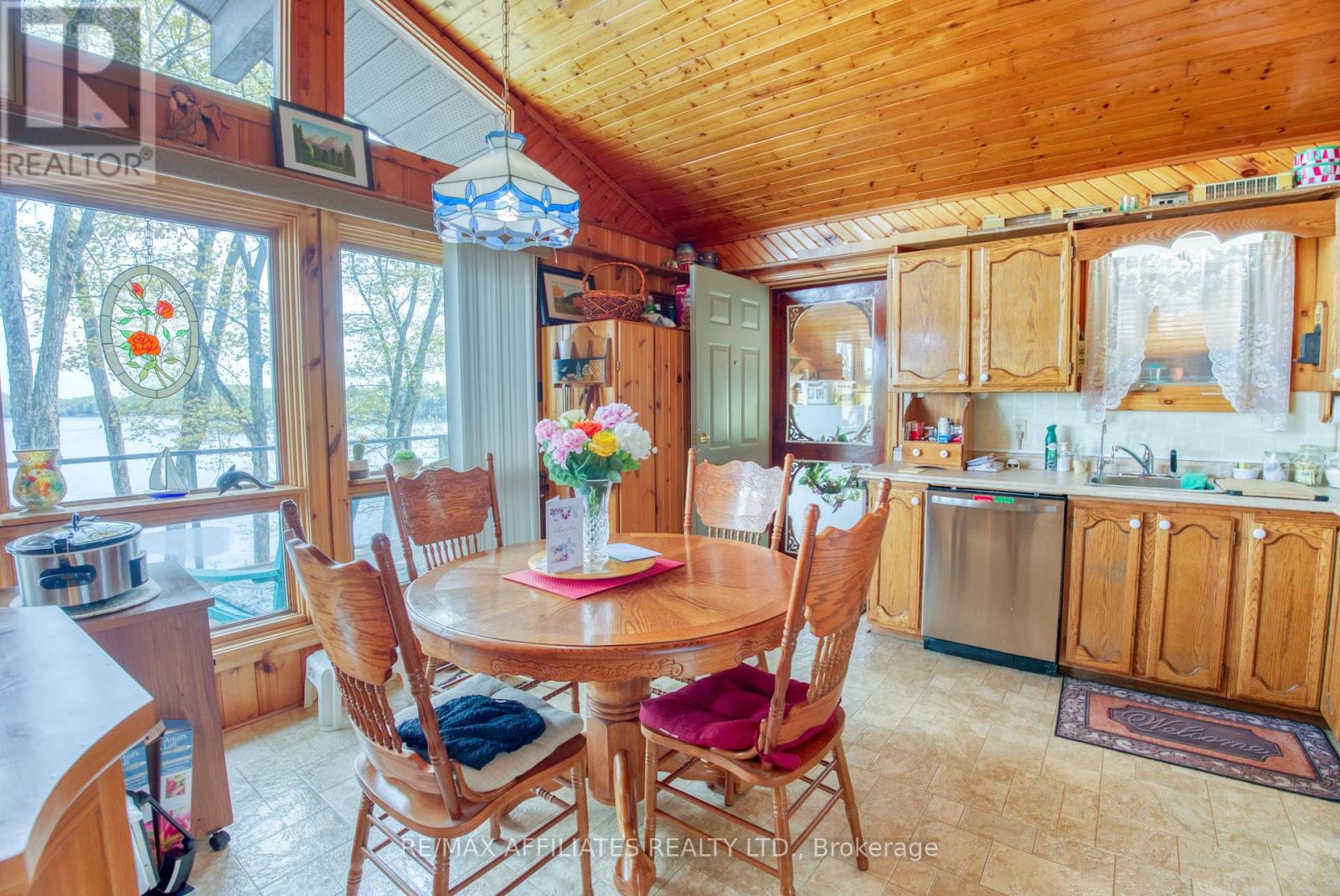 Photo 6 of 787 Sherbrooke Drive E, Frontenac ON