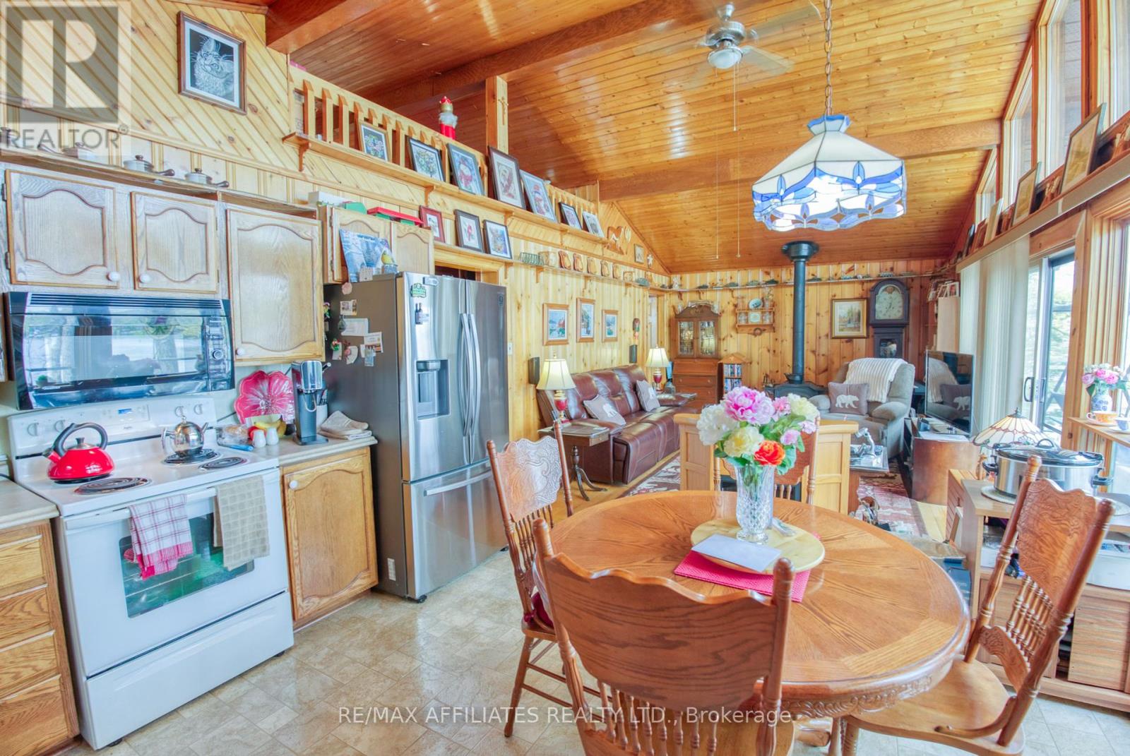 Photo 32 of 787 Sherbrooke Drive E, Frontenac ON