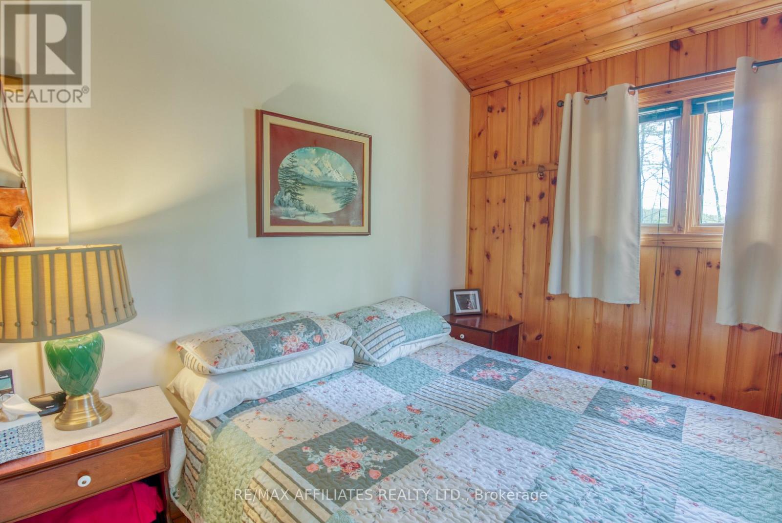 Photo 31 of 787 Sherbrooke Drive E, Frontenac ON