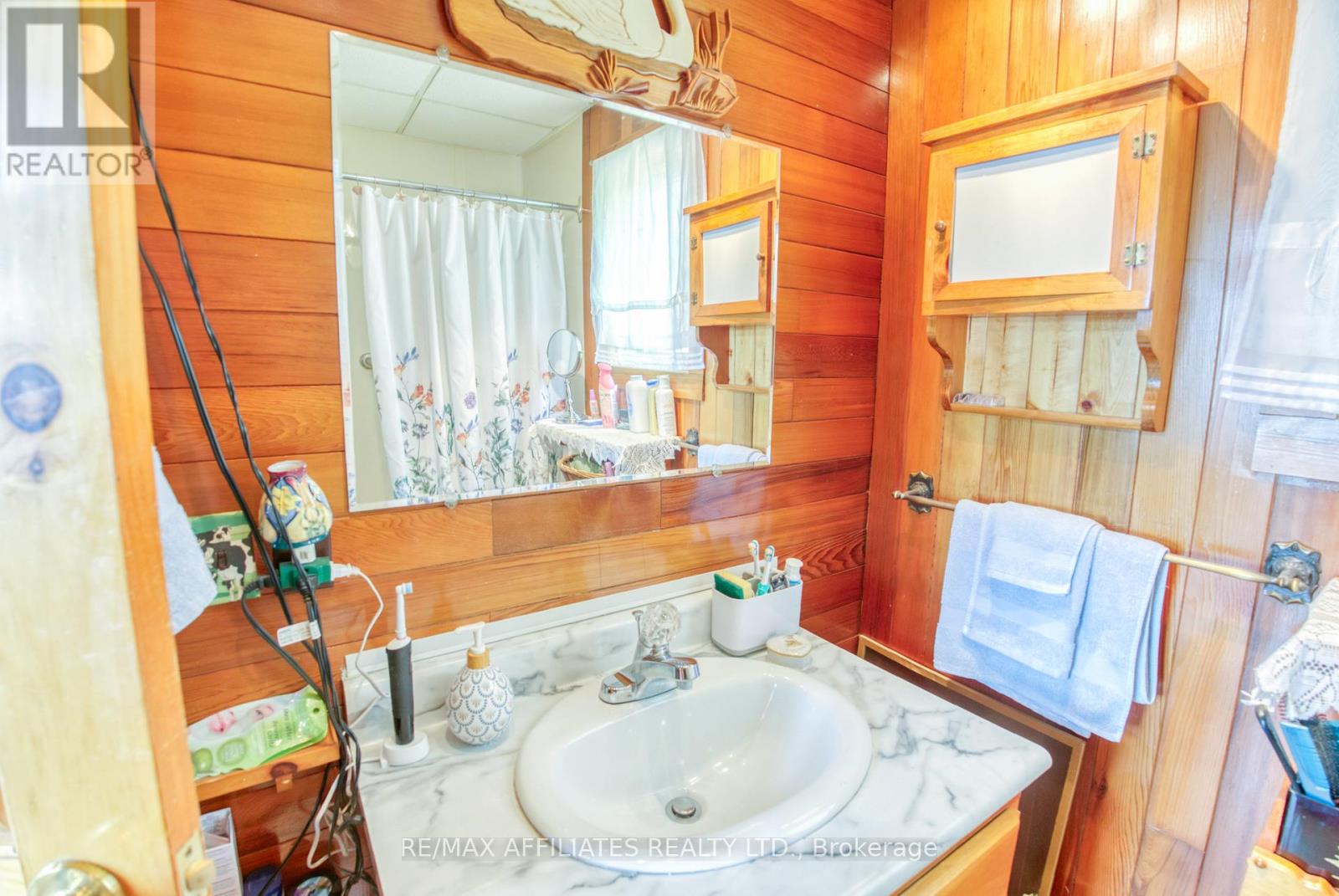 Photo 35 of 787 Sherbrooke Drive E, Frontenac ON