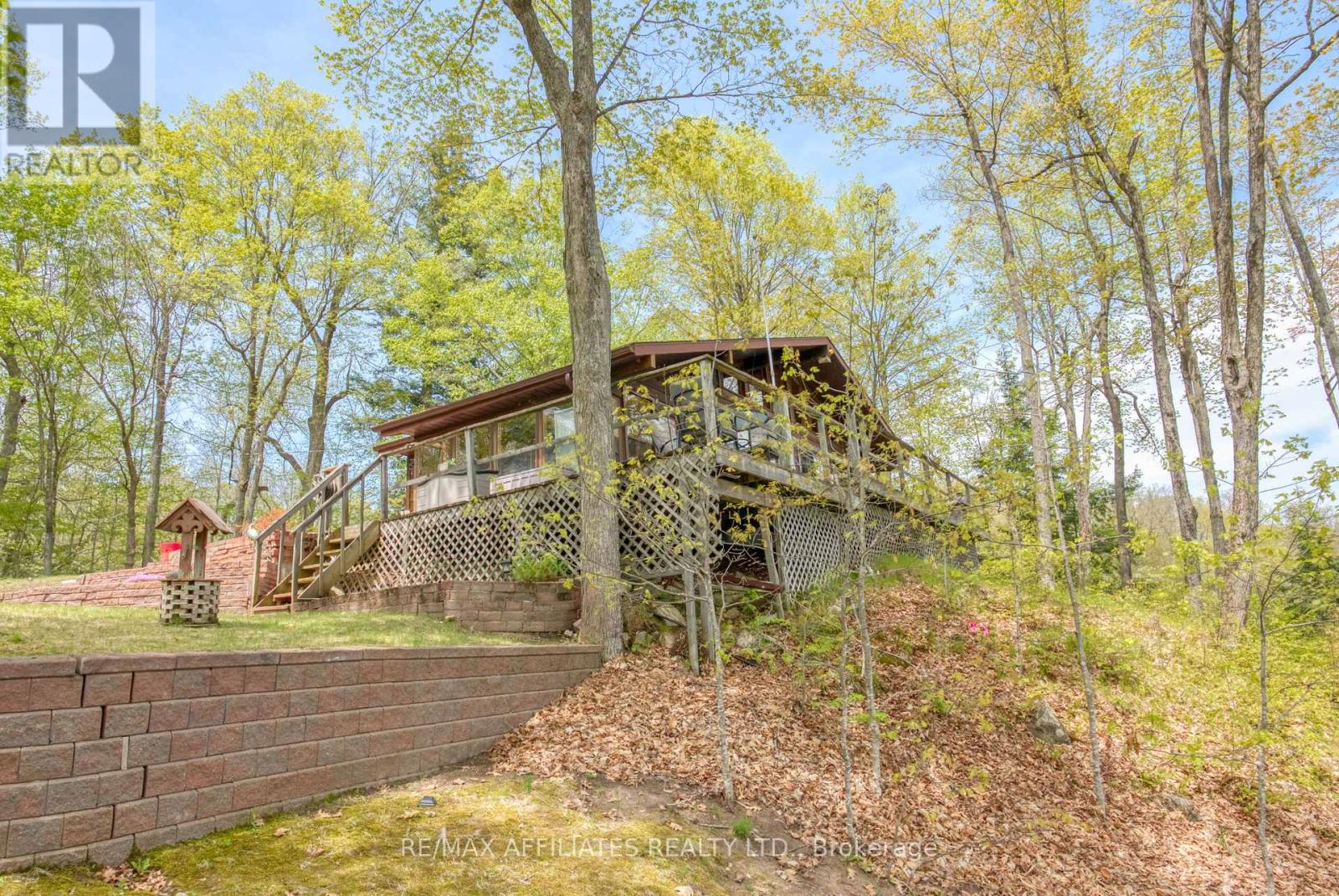 Photo 24 of 787 Sherbrooke Drive E, Frontenac ON