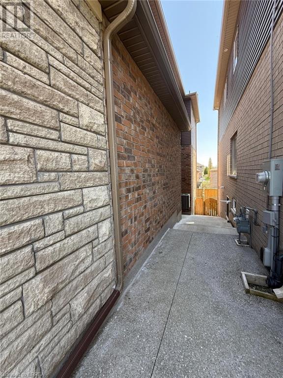 Photo 7 of 28 Rowley Street, Brantford ON