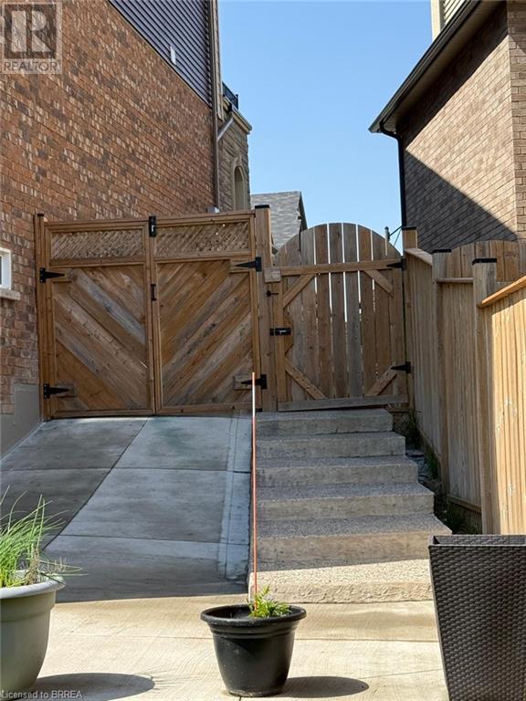Photo 47 of 28 Rowley Street, Brantford ON