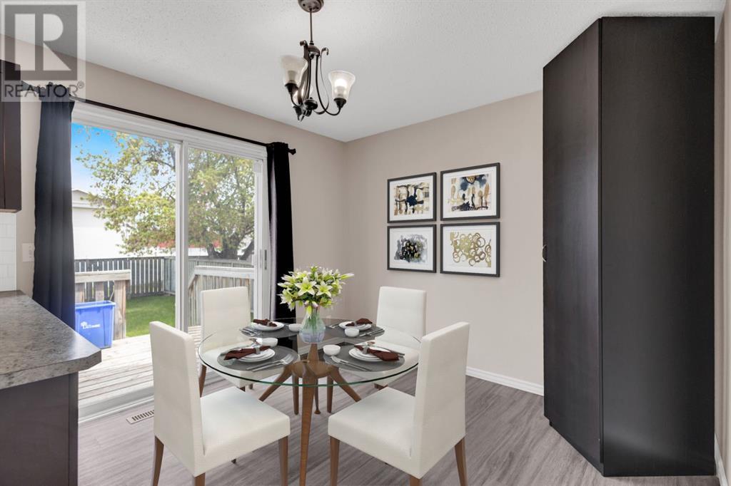 13 Hangingstone Drive, Lacombe