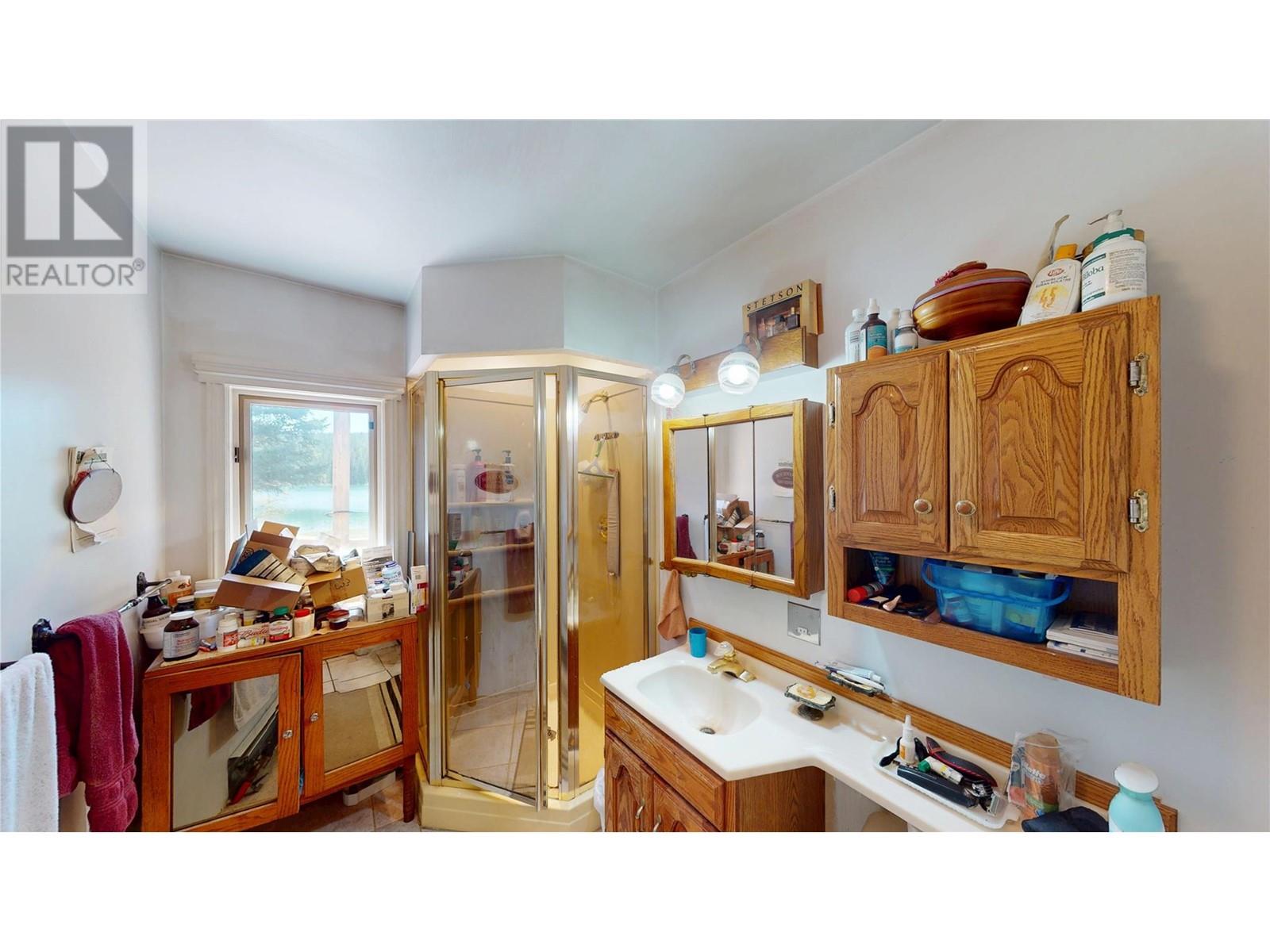  2325 Wardner Fort Steele Road, Fort Steele