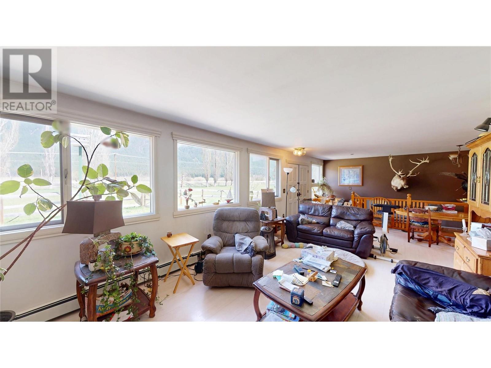  2325 Wardner Fort Steele Road, Fort Steele