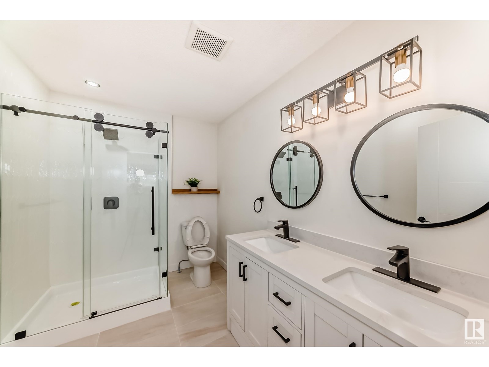 15022 86 AV NW, Edmonton