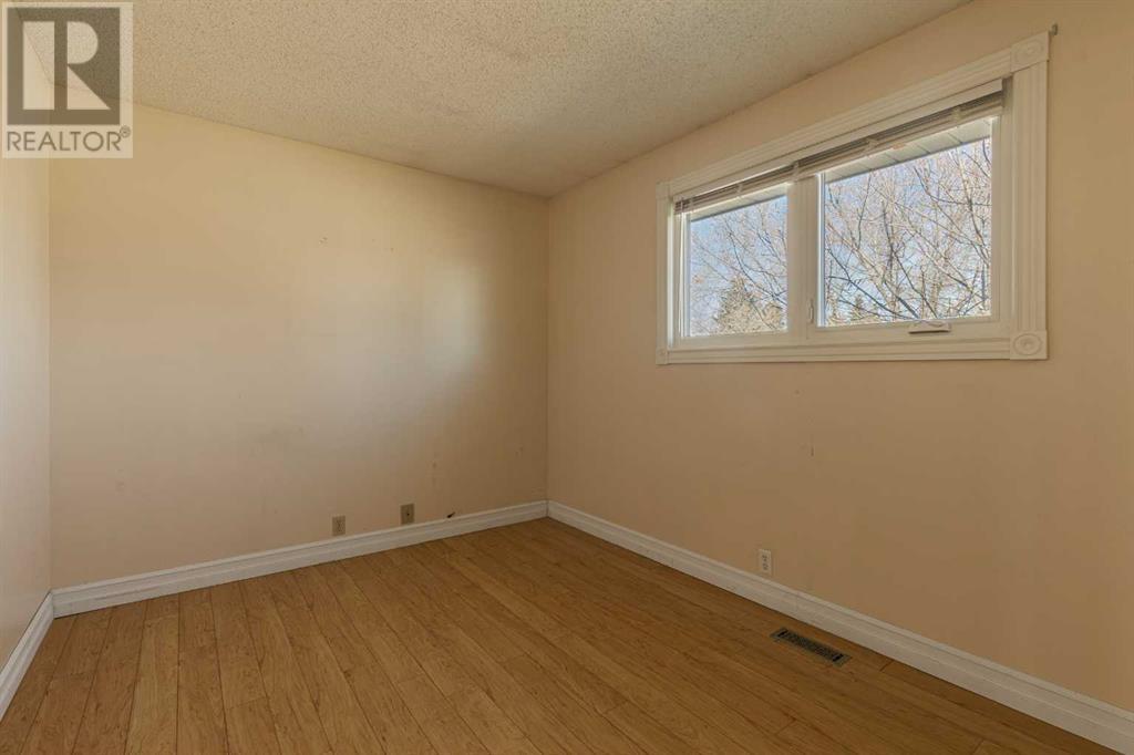 Single Family House Bungalow for Sale in  Abbotsford Drive NE Abbeydale Calgary 