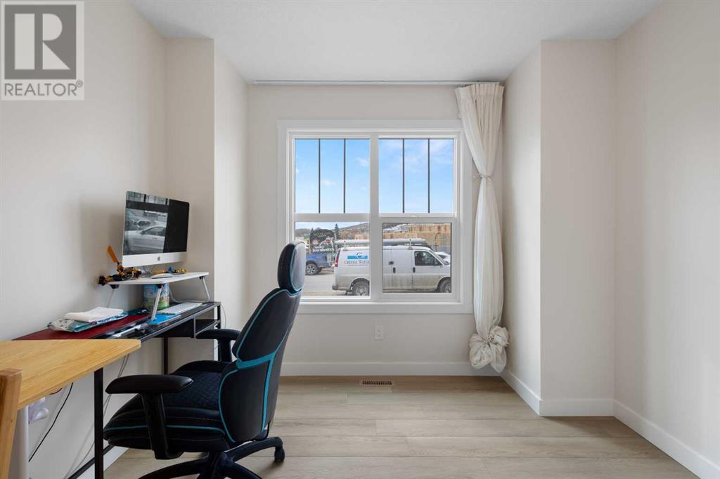 Single Family House for Sale in  Alpine Avenue SW Alpine Park Calgary 