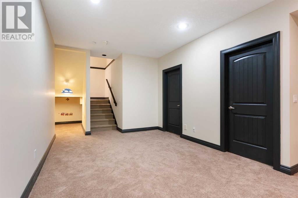 Single Family House for Sale in   Russell Road NE Renfrew Calgary 