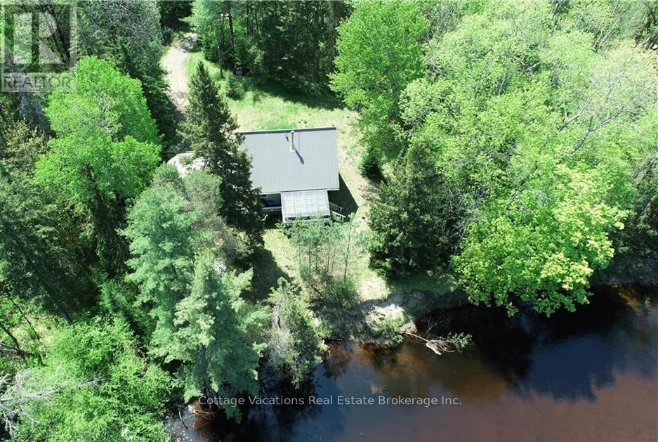 Photo 21 of 341 Old North Road, Huntsville ON
