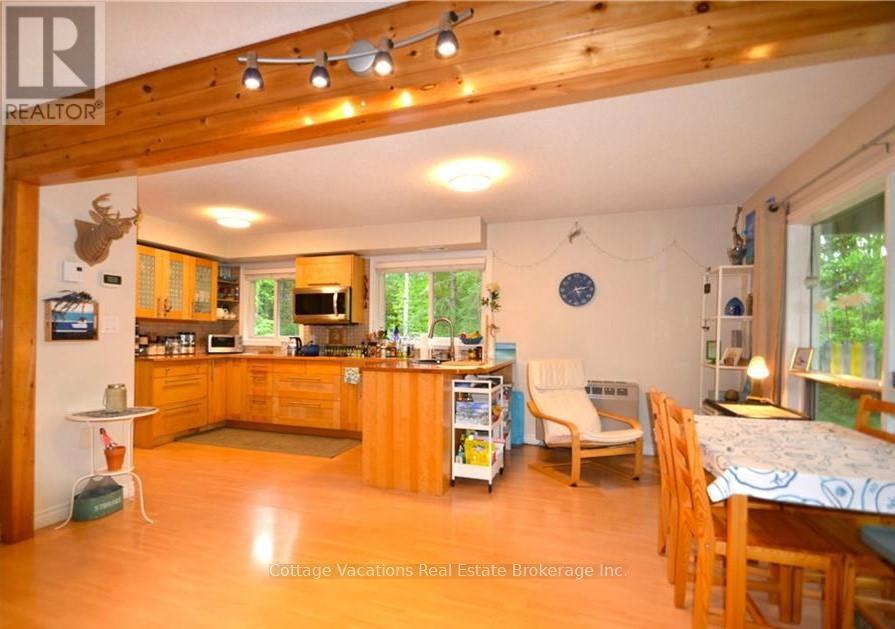 Photo 14 of 341 Old North Road, Huntsville ON