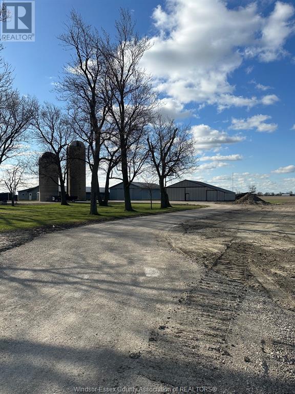 Photo 8 of 14385 14th Concession Road, Essex ON