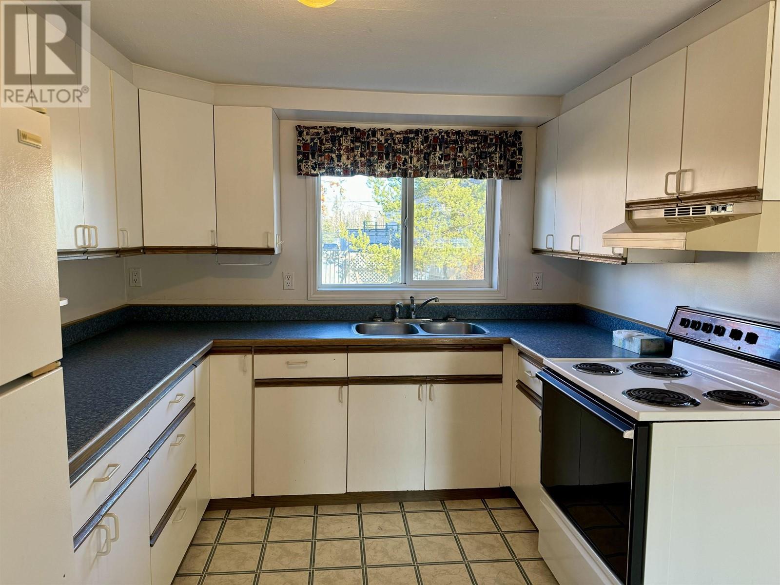 377 W 2ND STREET, Vanderhoof