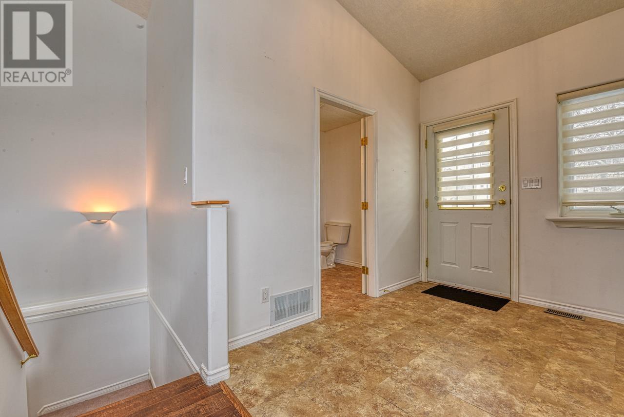 9 11 EAGLE CRESCENT, Williams Lake