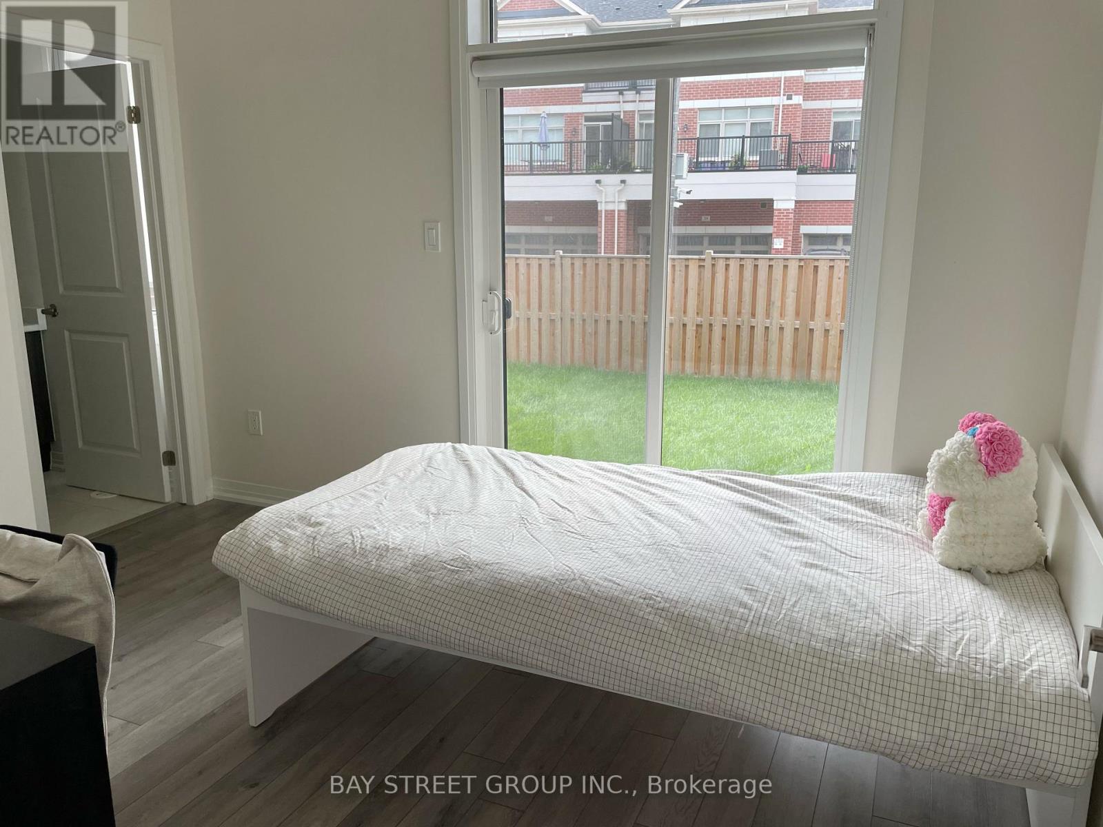 Photo 15 of 32 Sissons Way, Markham ON