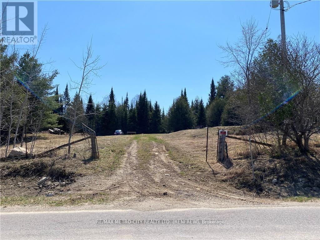 Photo 2 of 3465 Pucker Street, Greater Madawaska ON