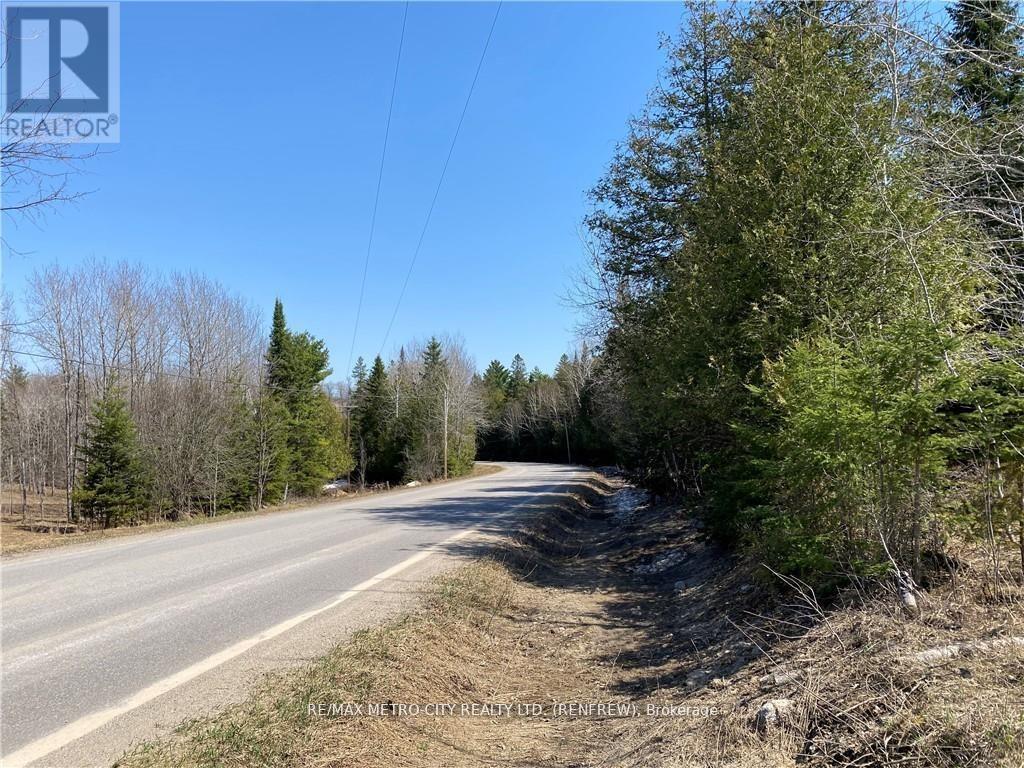 Photo 9 of 3465 Pucker Street, Greater Madawaska ON