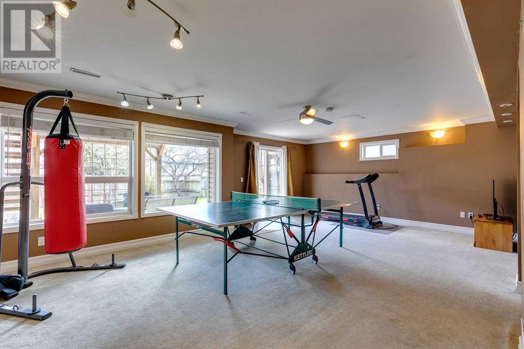 Single Family House for Sale in  Douglas Ridge Circle SE Douglasdale/Glen Calgary 