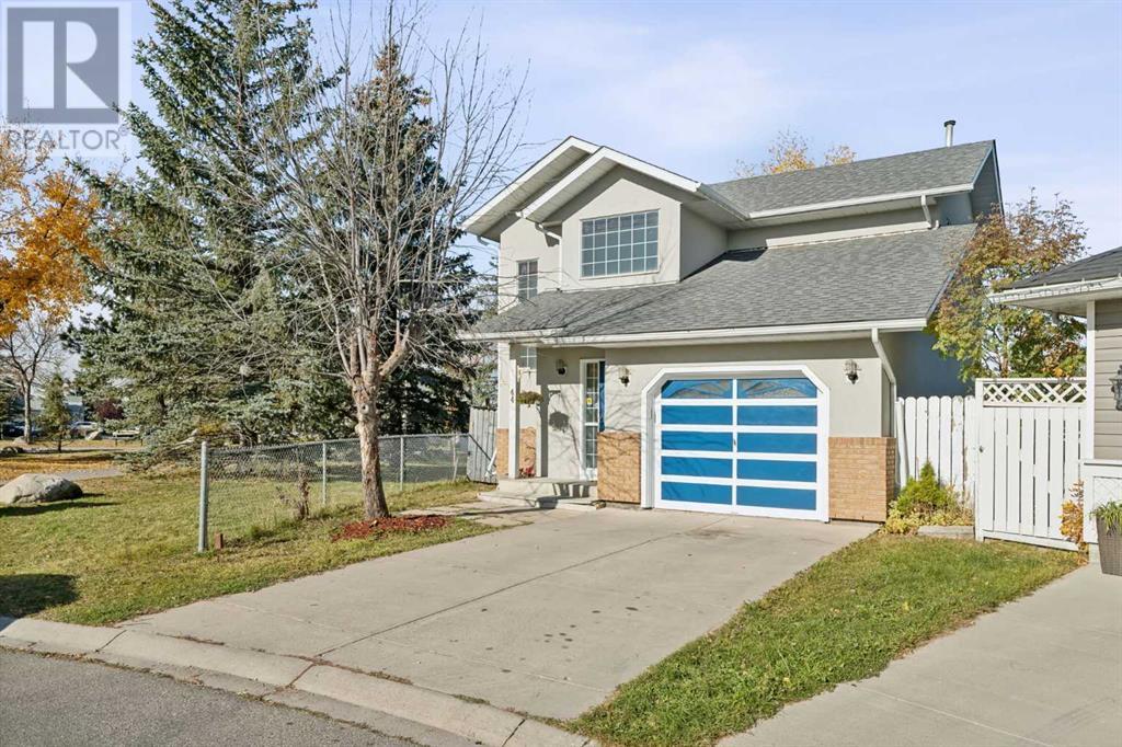 44 Martinwood Mews NE, Calgary, Alberta
