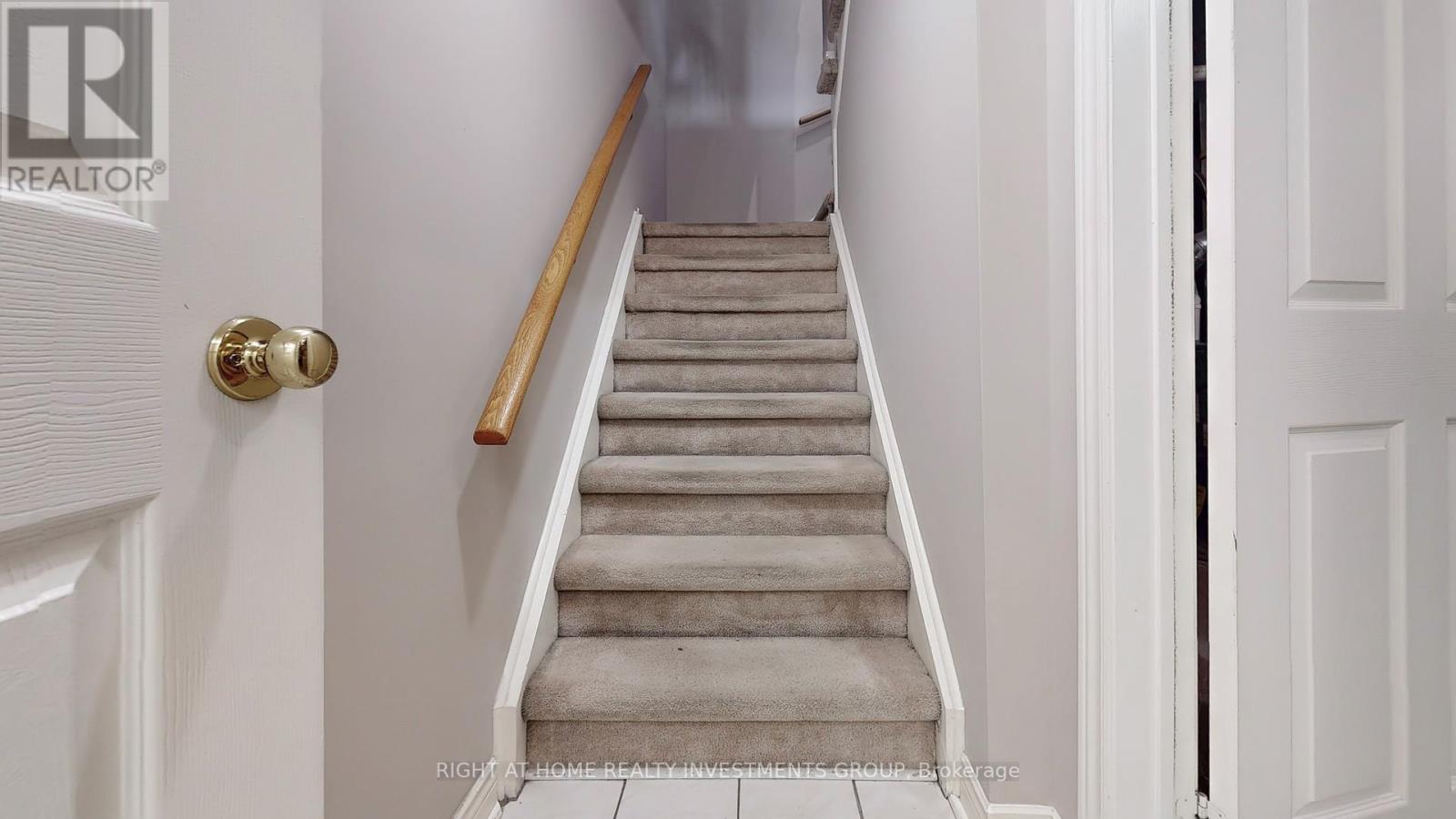 Photo 21 of 157 18 Clark Avenue W, Vaughan ON