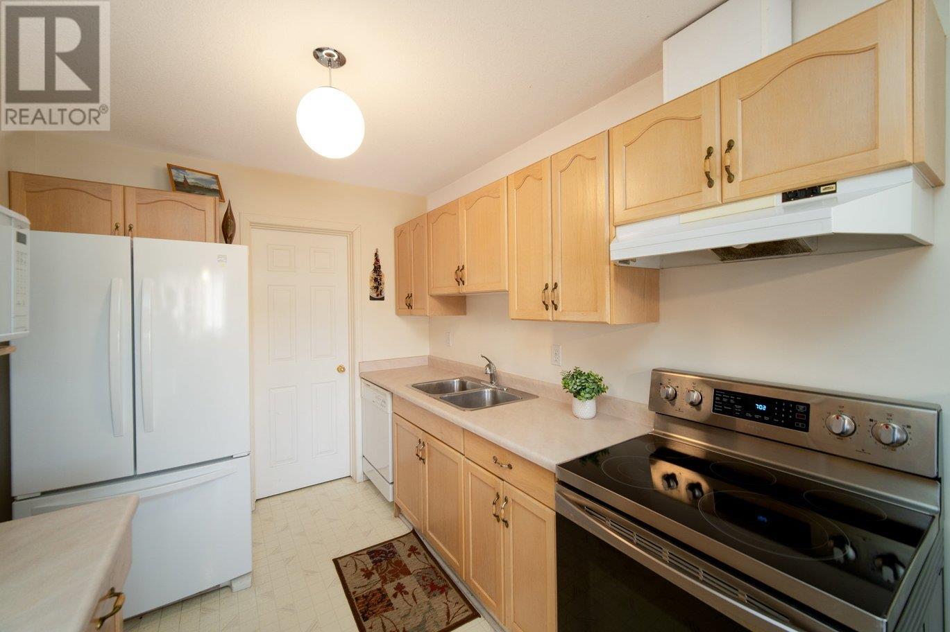 2401 12th Street N Street N Unit# 20, Cranbrook
