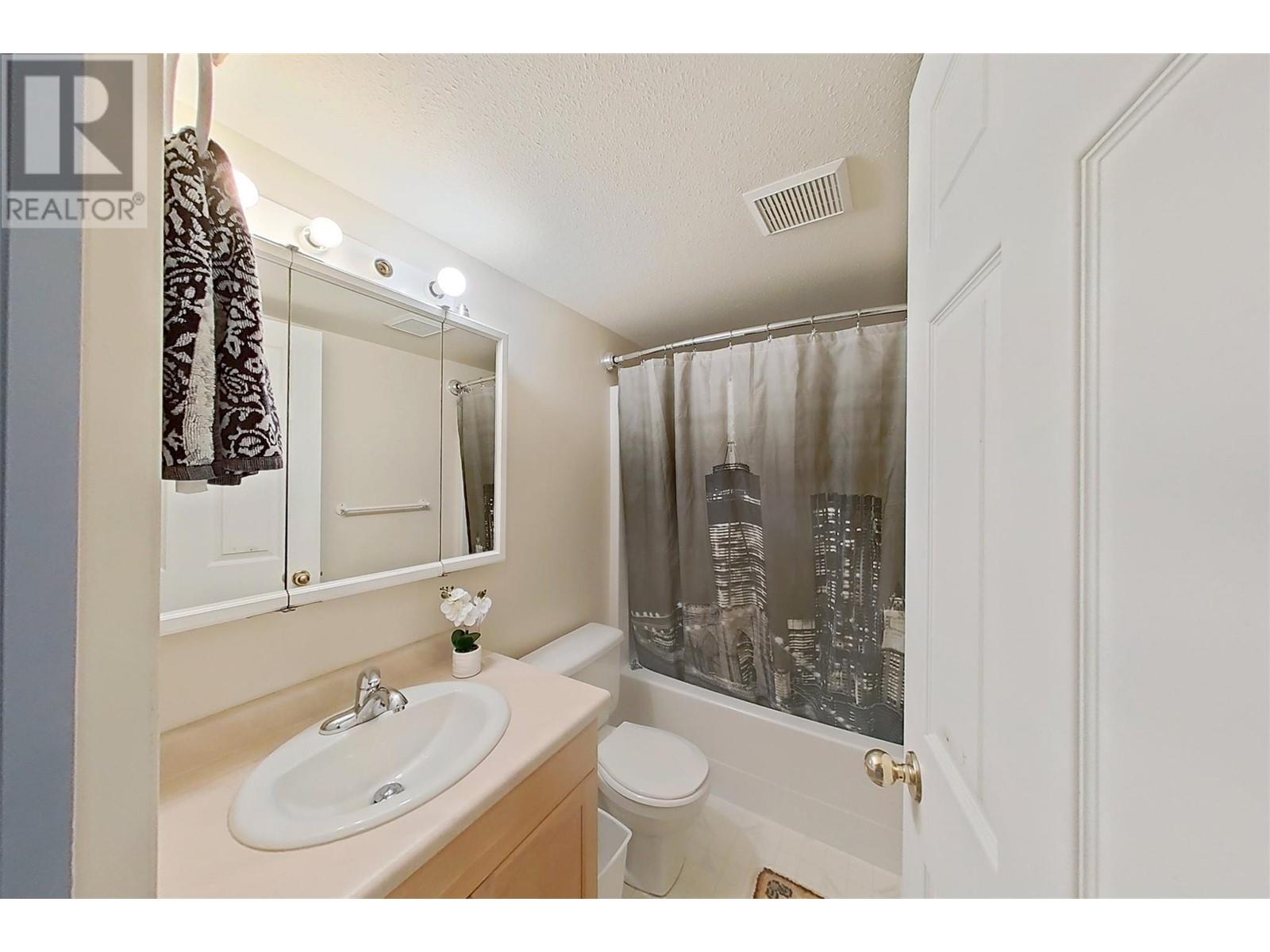 2401 12th Street N Street N Unit# 20, Cranbrook