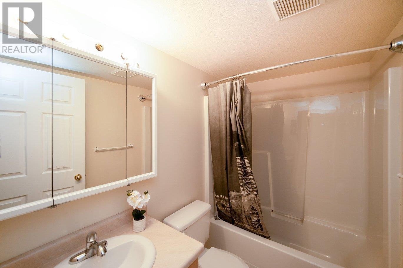 2401 12th Street N Street N Unit# 20, Cranbrook