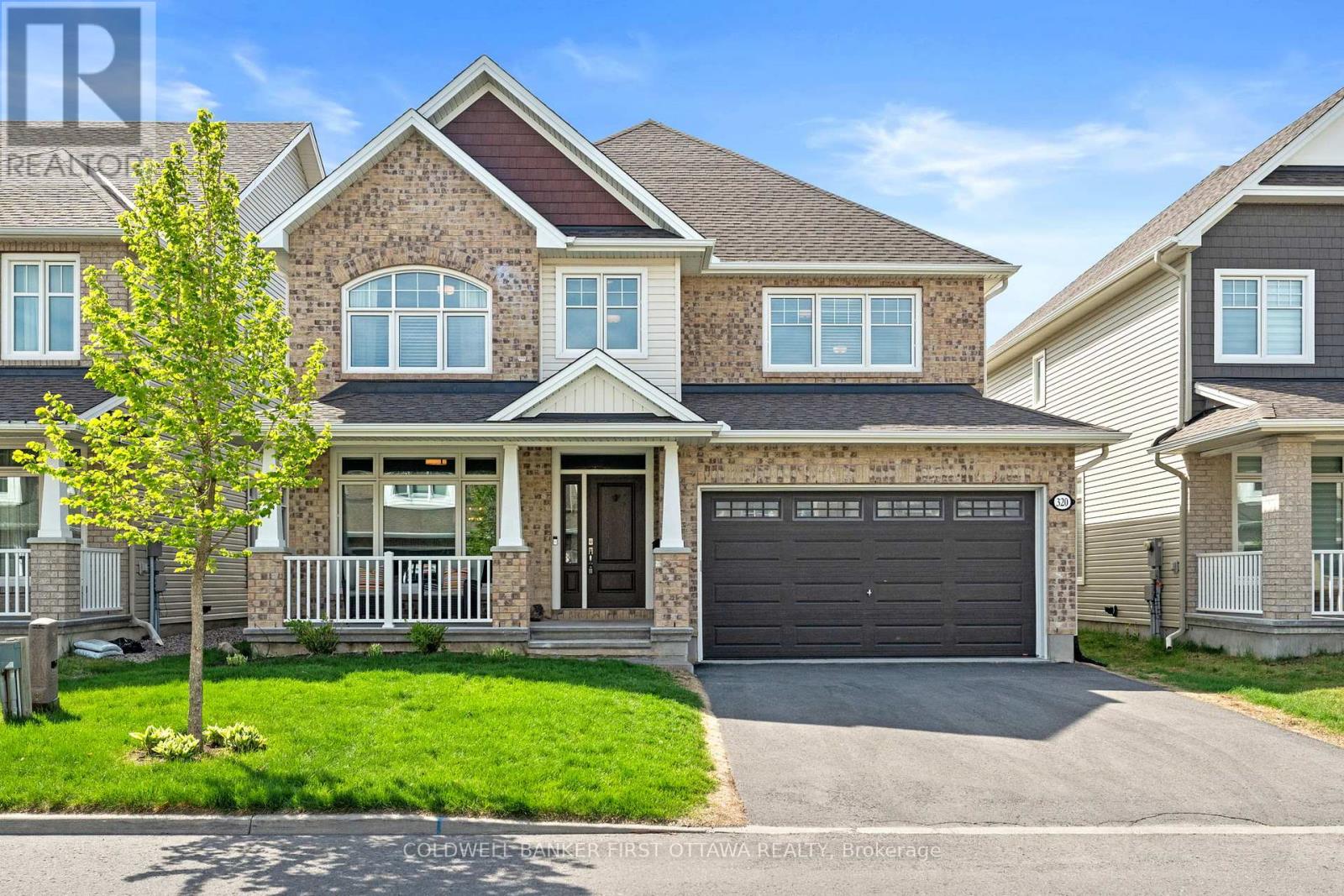 https://ddfcdn.realtor.ca/listing/TS638830784023600000/reb76/highres/2/x12156182_1.jpg