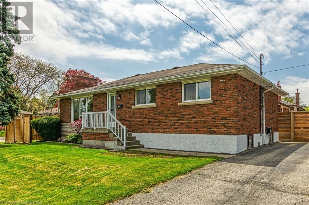 Photo 2 of 131 Sanatorium Road, Hamilton ON
