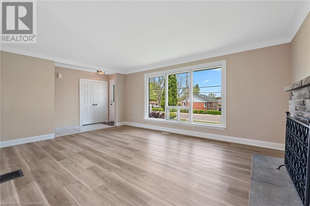 Photo 10 of 131 Sanatorium Road, Hamilton ON
