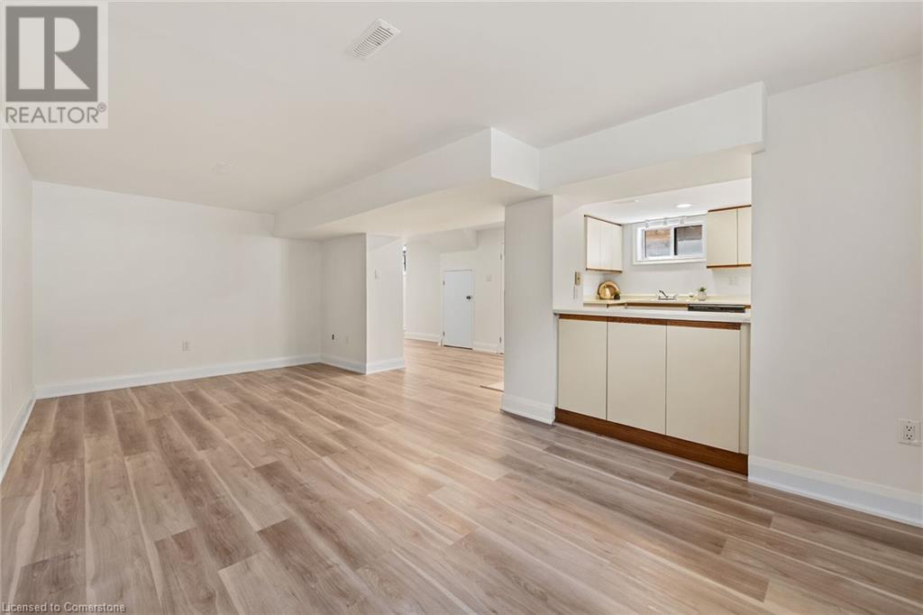 Photo 28 of 131 Sanatorium Road, Hamilton ON