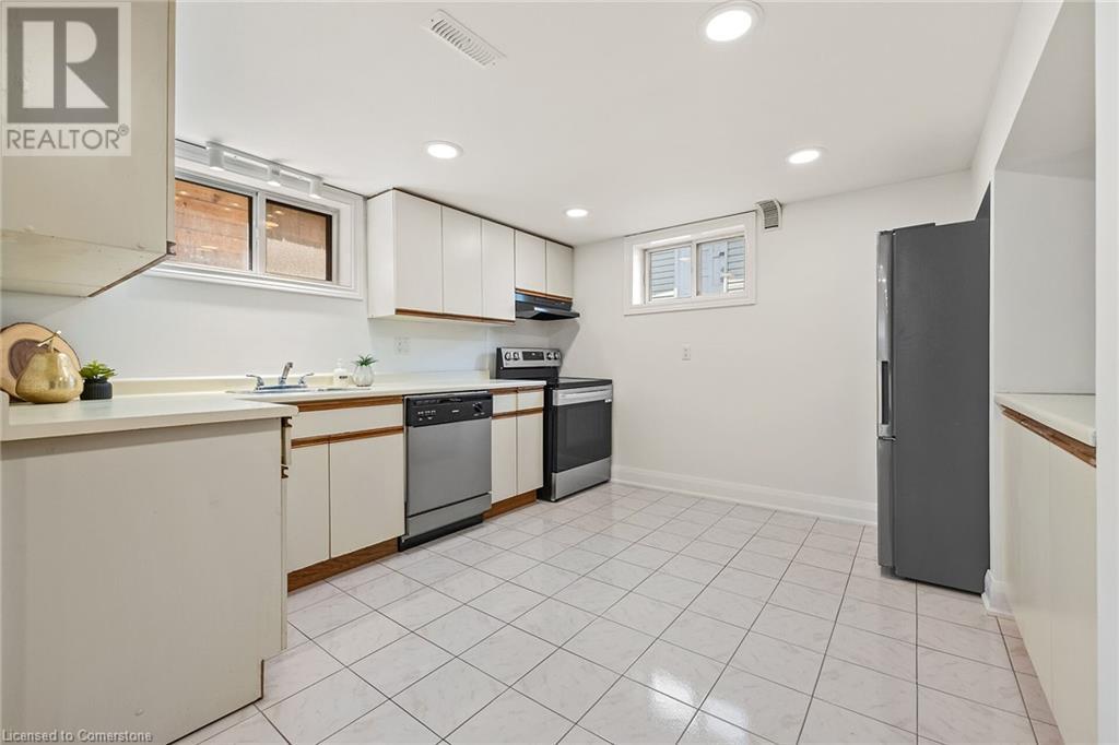 Photo 27 of 131 Sanatorium Road, Hamilton ON