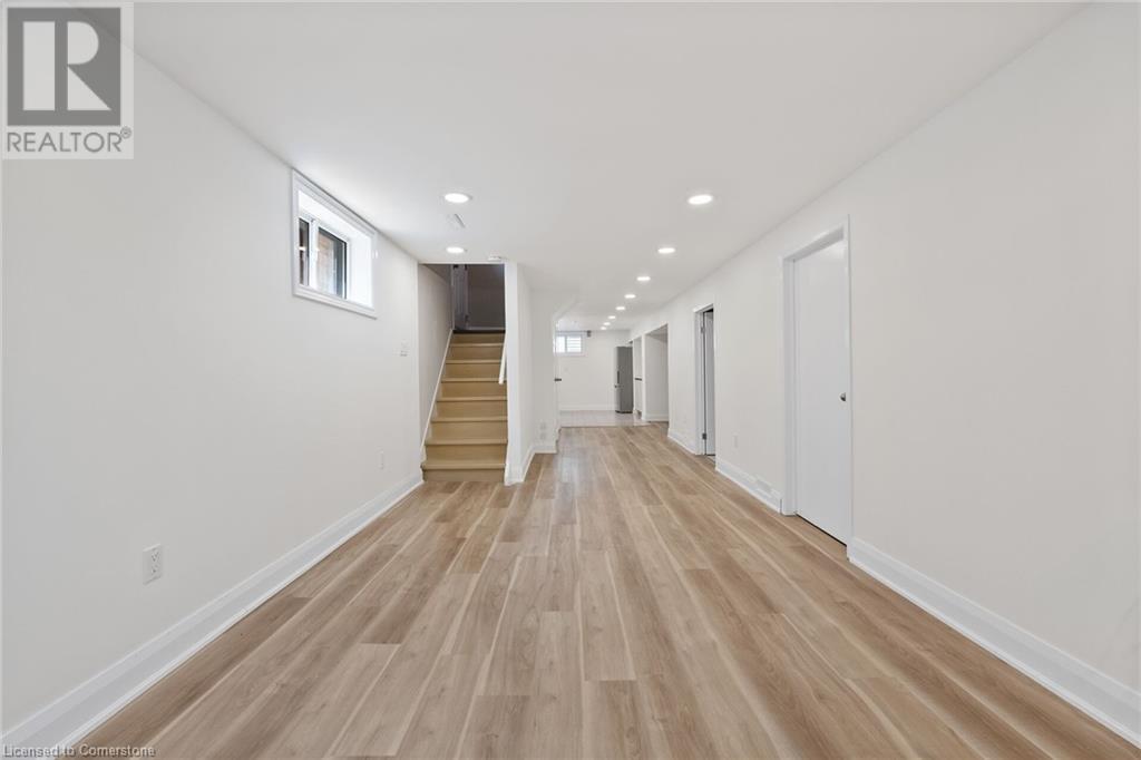 Photo 36 of 131 Sanatorium Road, Hamilton ON