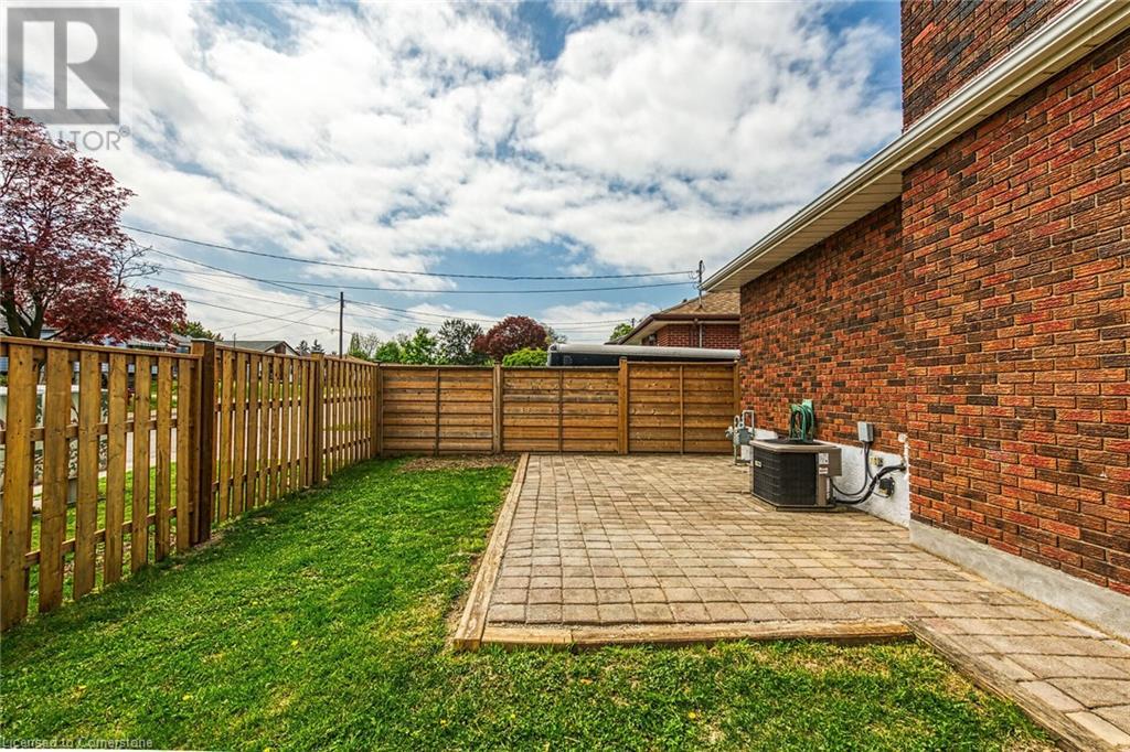 Photo 38 of 131 Sanatorium Road, Hamilton ON