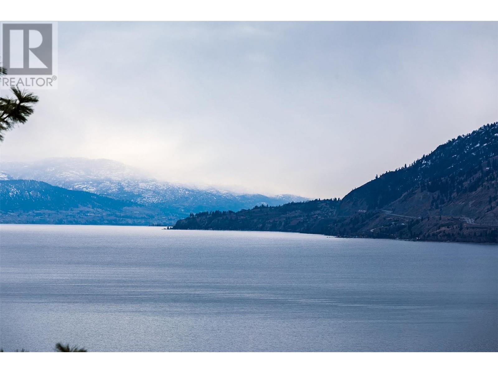  6341 Bulyea Avenue, Peachland